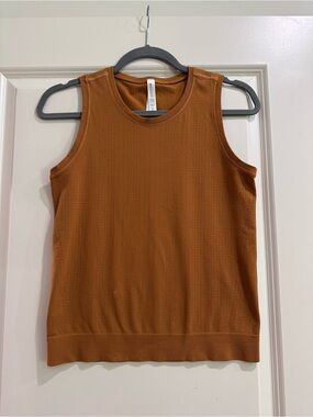 Athleta Ribbed Crewneck Tank in Rust Brown